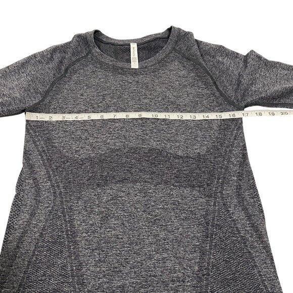 Athleta Momentum‎ Heather Gray Top Size M - Picture 5 of 6